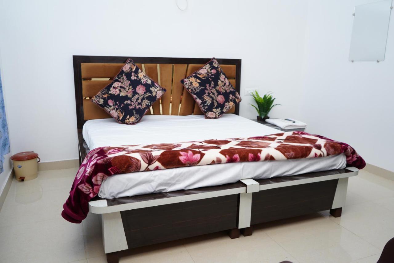 Roop Niwas Bed & Breakfast Амритсар Екстериор снимка