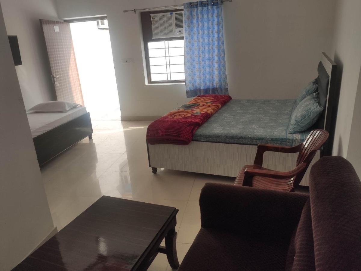 Roop Niwas Bed & Breakfast Амритсар Екстериор снимка